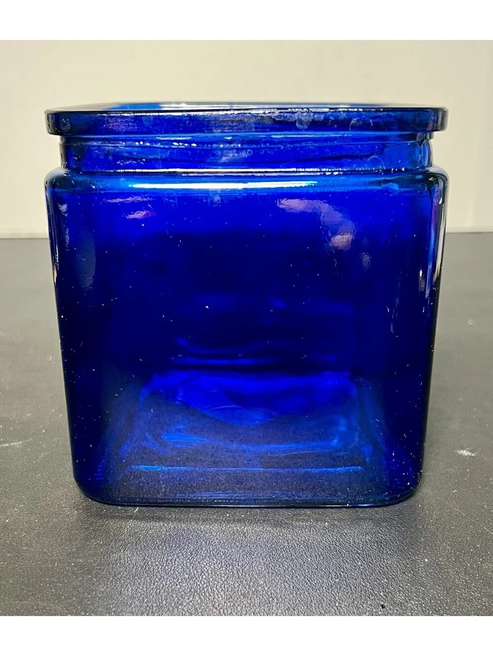 NWT Vintage 1990s Cobalt Blue Glass Square Vase, 4.5x5”